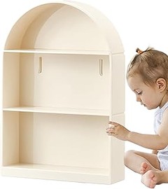 Cómo aprovechar baldas de forma creativa en espacios reducidos