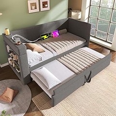 Pros y contras de usar sofás cama en dormitorios pequeños